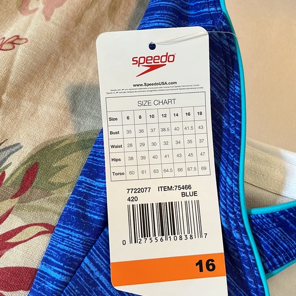 SPEEDO Size 16 T Back Racer Swimsuit
Blue 1-Piece Fully Lined Modest $68 NEW - Picture 10 of 12